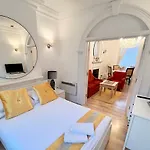 Hyde Park Luxe Suite